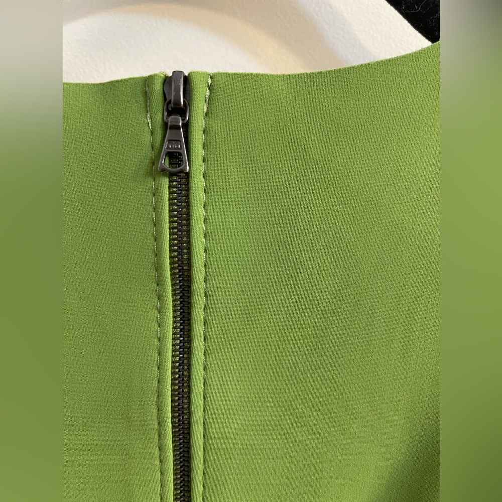 m2057 Green Sheath Dress full back zipper - Picture 5 of 7